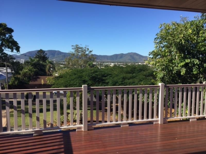 14 Athelstane Street, The Range QLD 4700